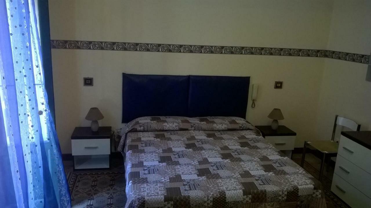 Casetta al Centro Trapani Esterno foto
